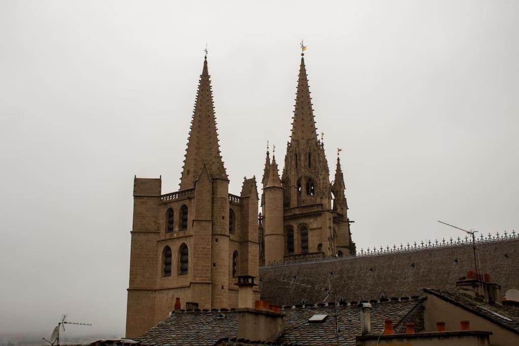 Le Fontaine - Hyper Centre - Vue Cathedrale - Wifi Mende Exterior foto